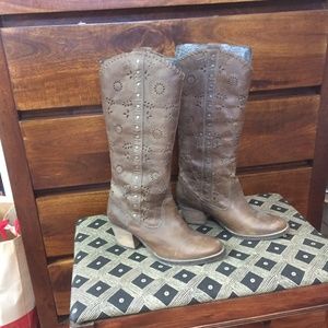 Dingo Cowboy Boots - Brown Size 8.5